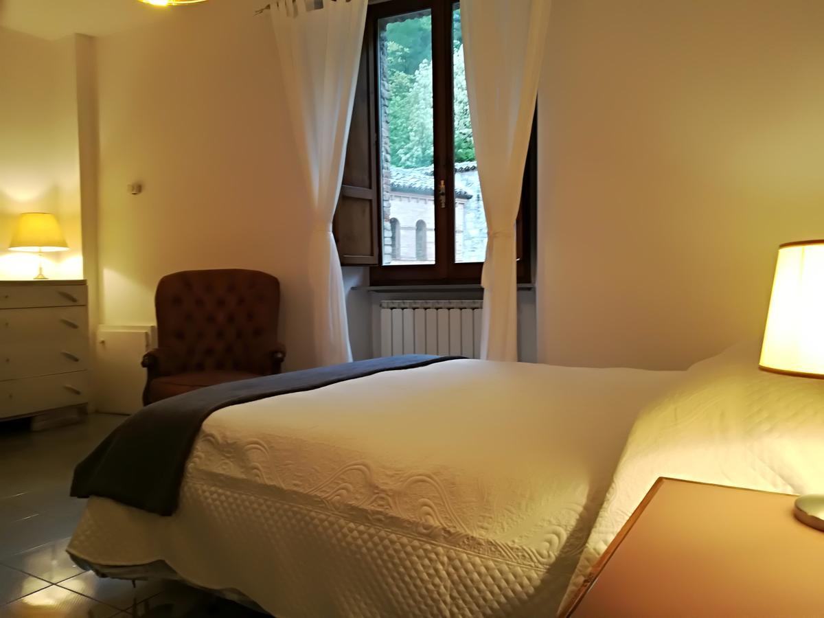 Civico 10 Hotel กุบบีโอ ภายนอก รูปภาพ