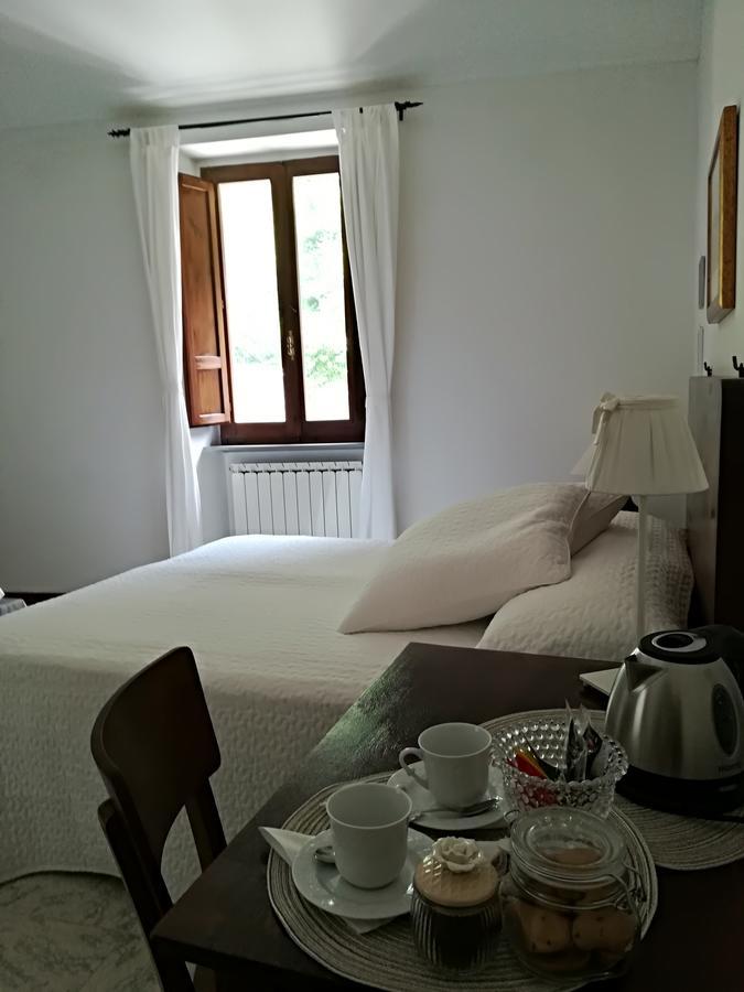 Civico 10 Hotel กุบบีโอ ภายนอก รูปภาพ